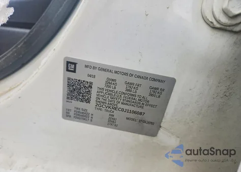 2018 Chevrolet Silverado K1500 Lt from USA, damaged, VIN 2GCVKREC0J1106087